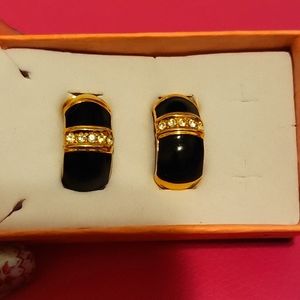 Vendome vintage clip on earrings